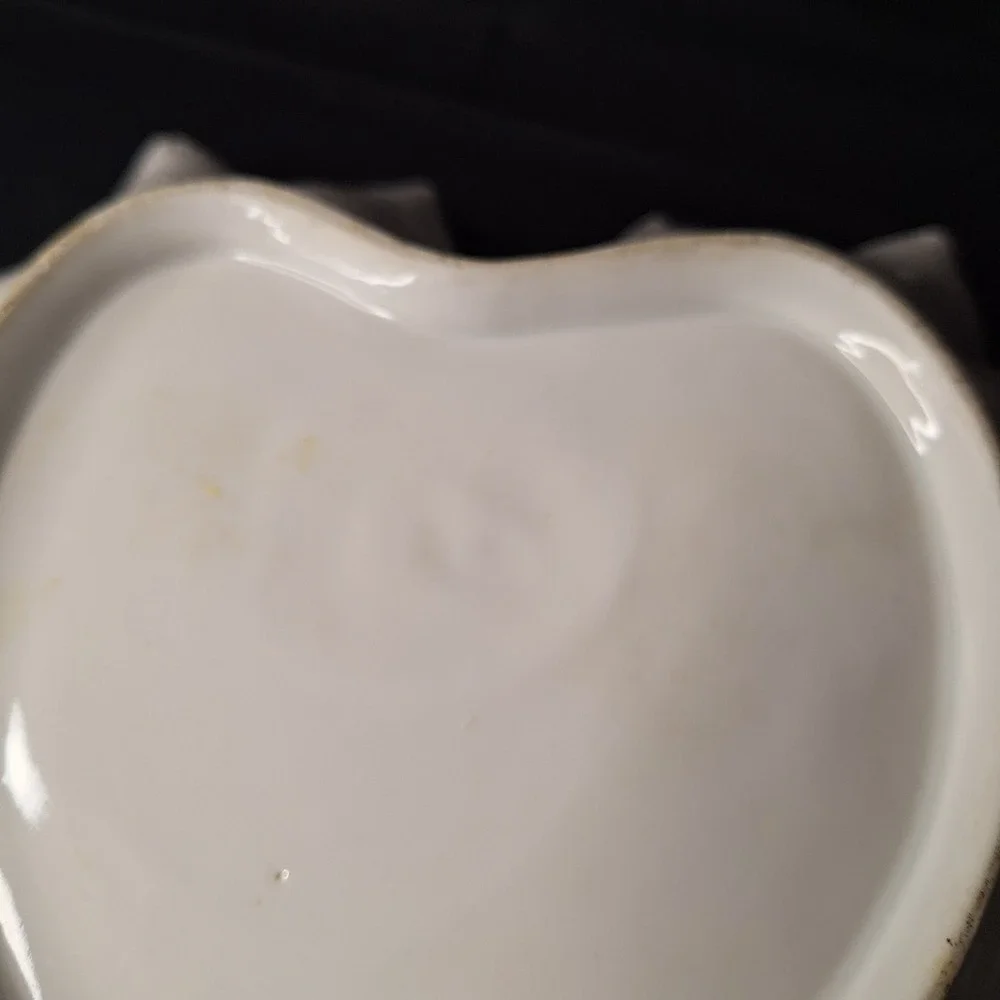 N/A antique porcelain